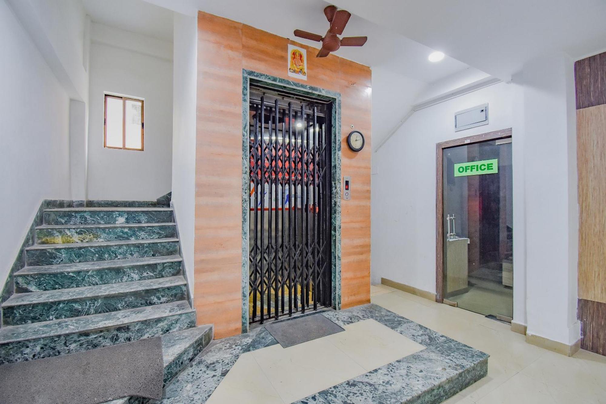 Super Hotel O Adri Hotels 2 Near Dum Dum Metro Station Dış mekan fotoğraf