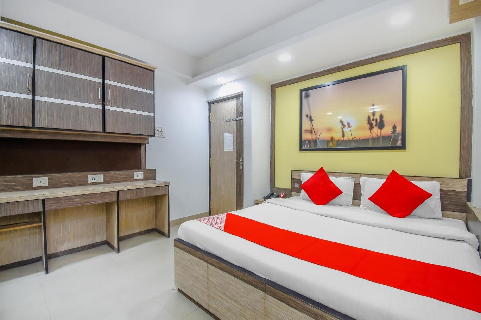 Super Hotel O Adri Hotels 2 Near Dum Dum Metro Station Dış mekan fotoğraf